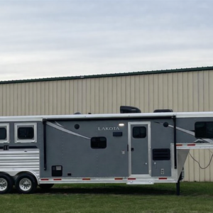 New Gooseneck Horse Trailer