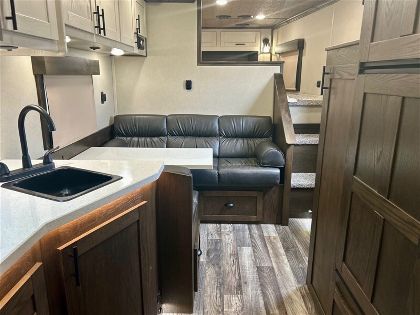 New 2025 Merhow 8312 RWSD Summit 3H w/ 12'SW Living Quarters - Image 8