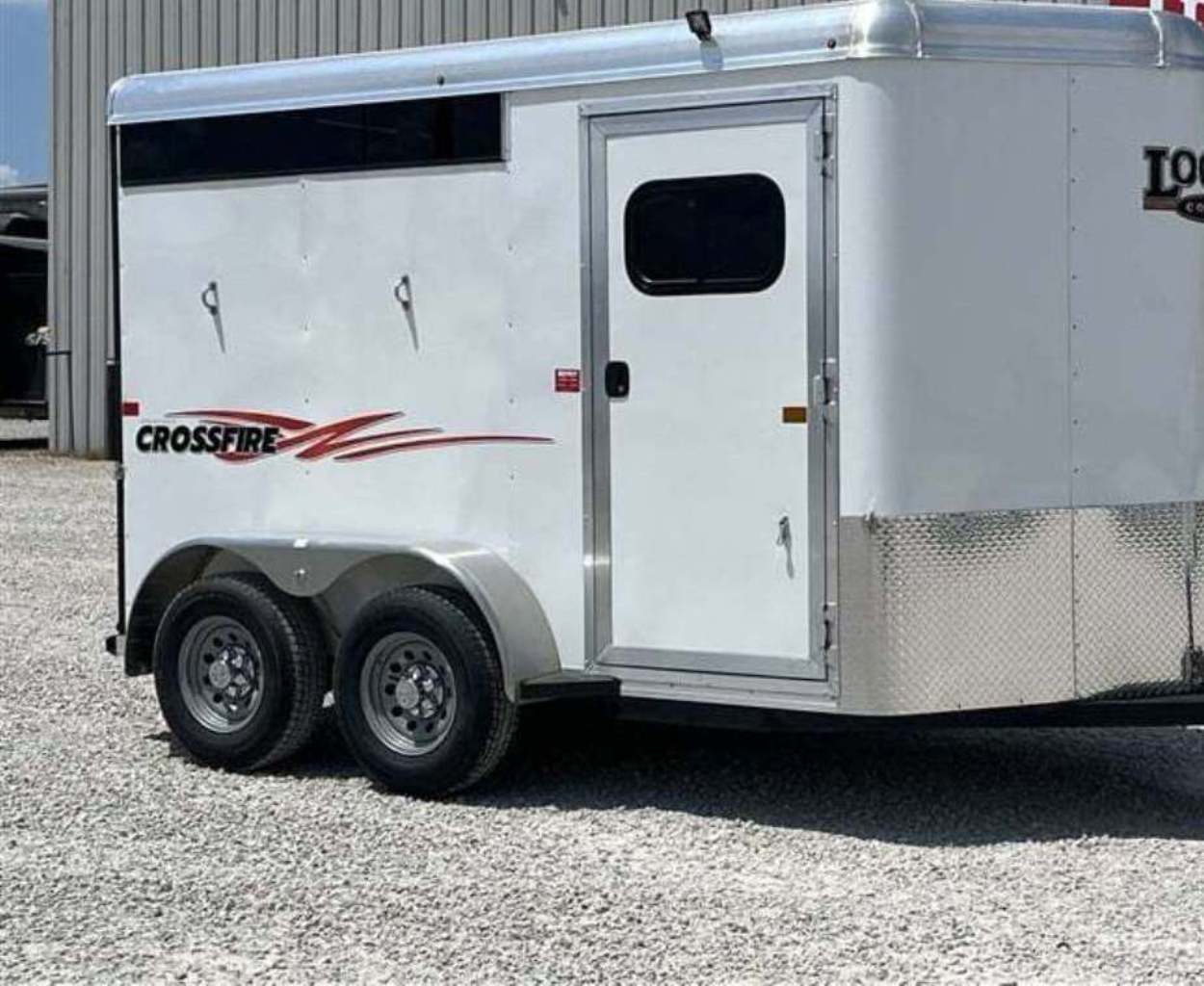New 2025 Logan Coach Crossfire 2H Slant Load w/ Front Dress - Image 3