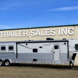 New Gooseneck Horse Trailer
